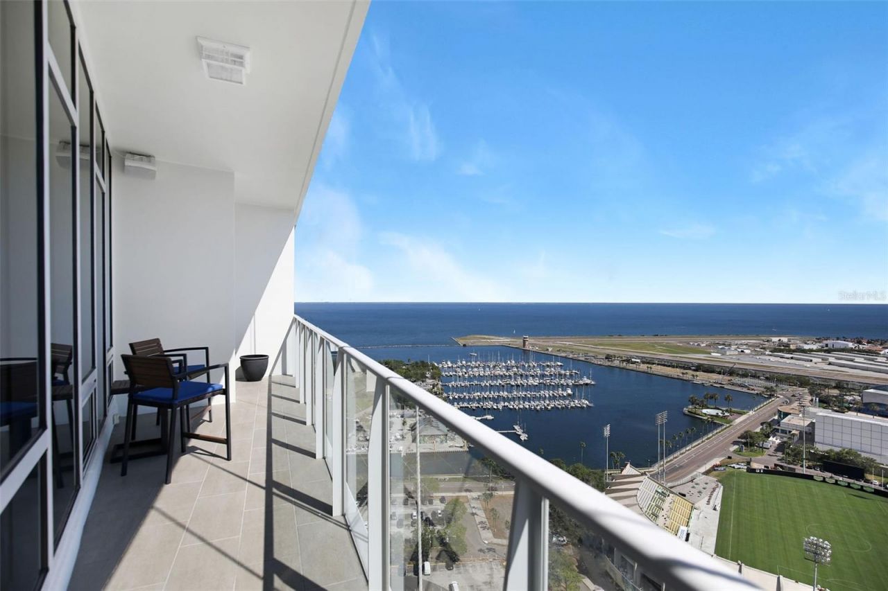 175 1st Street S, Unit 3103, Saint Petersburg, FL 33701 Photo