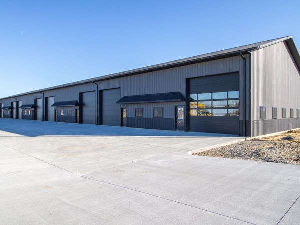 3470 MULBERRY AVE STE 1 & 2, Muscatine, IA 52761