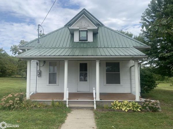 455 Pleasant Street, Davis City, IA 50065