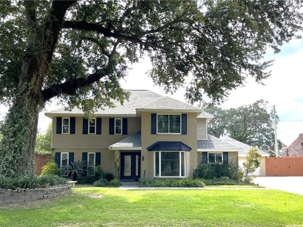 106 BRENTWOOD Drive, Belle Chasse, LA 70037