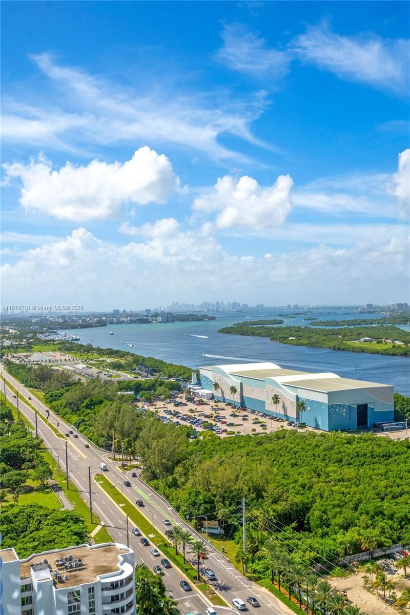 15811 Collins Ave, Unit 2407, Sunny Isles Beach, FL 33160 Photo