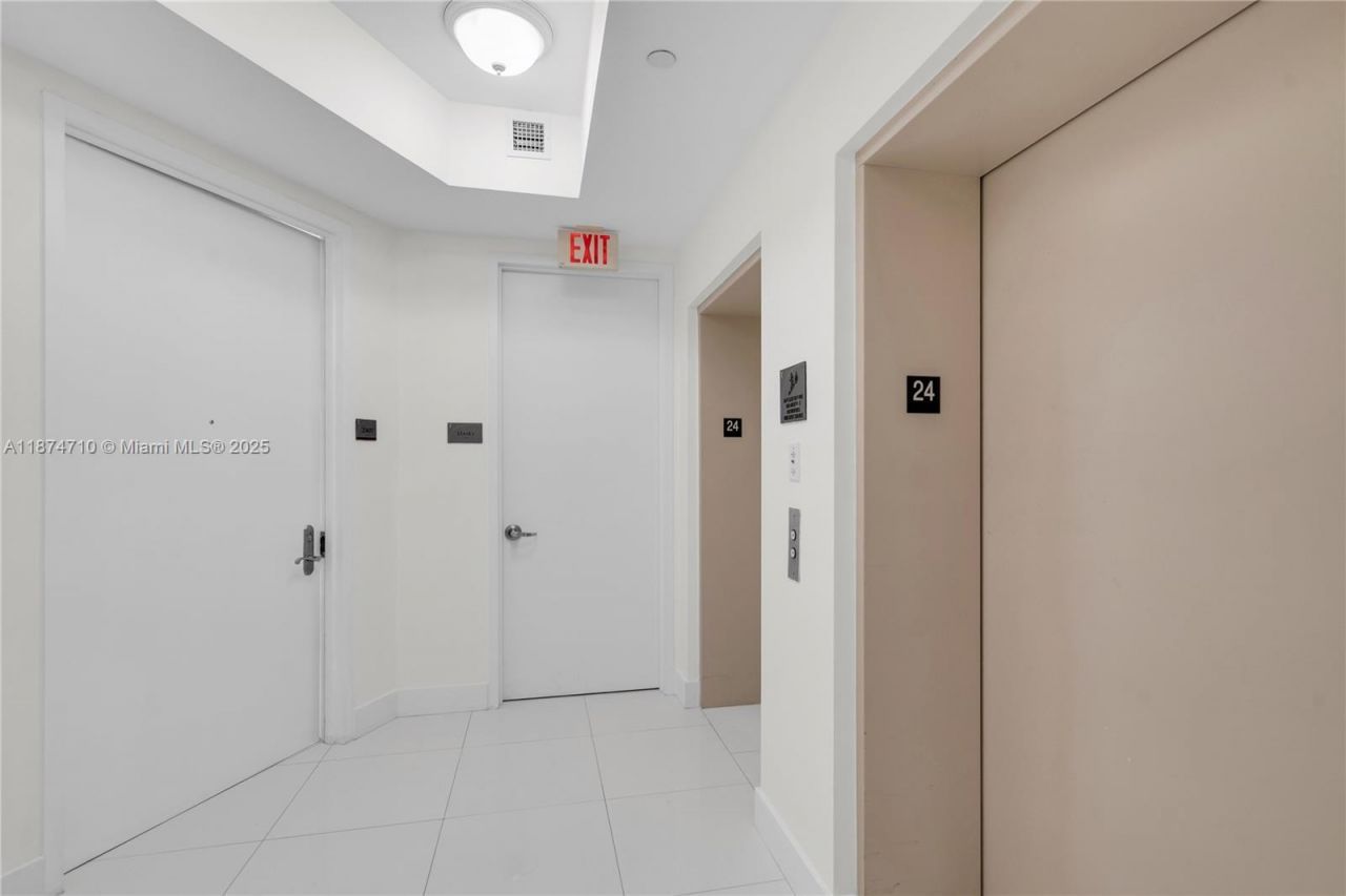 15811 Collins Ave, Unit 2407, Sunny Isles Beach, FL 33160 Photo