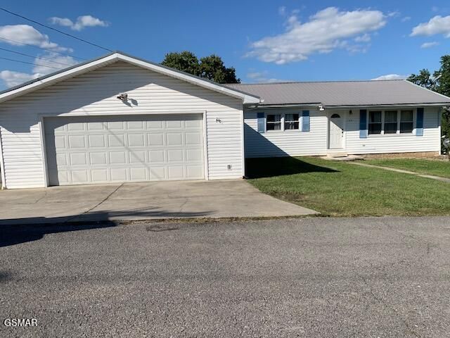 140 Diamond Circle, Newport, TN 37821 Main Photo