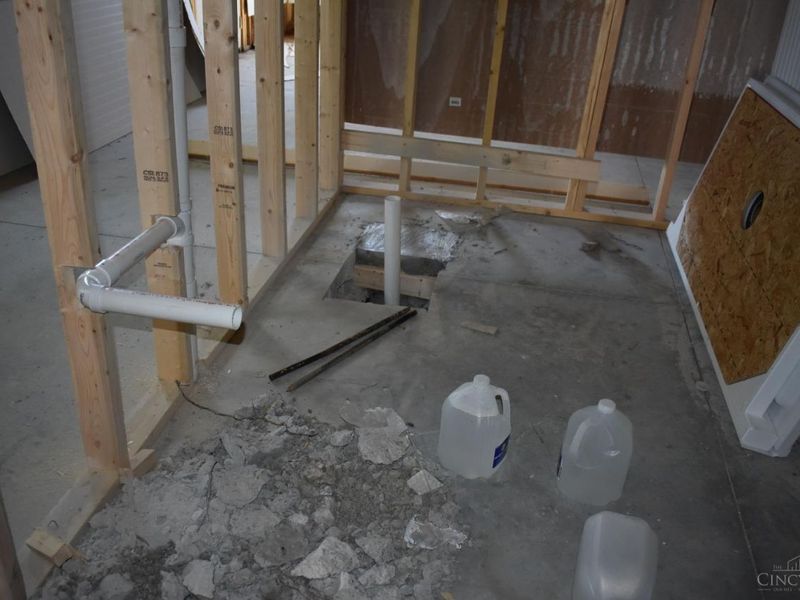 689 Duncanson Road, Whiteoak Twp, OH 45171 Photo 22