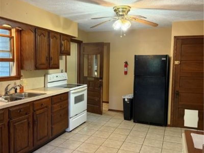 3060 Erie Avenue NW, Massillon, OH 44646 Photo 4