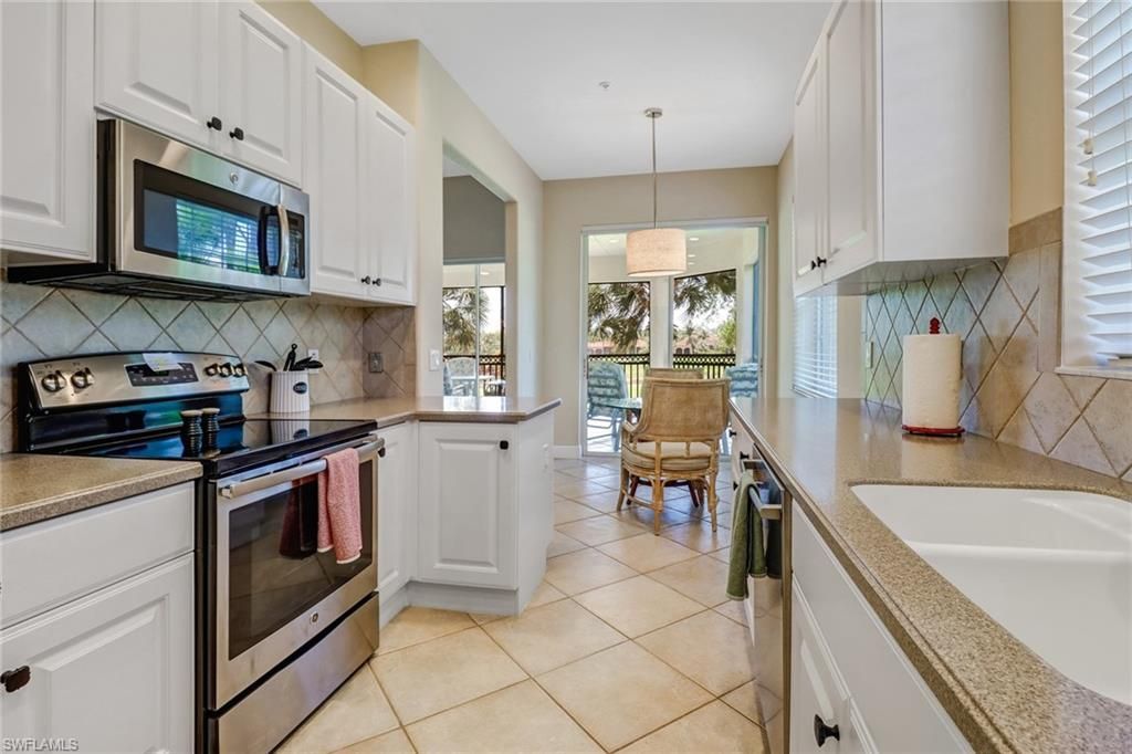 3960 Deer Crossing Ct, Unit 6-204, Naples, FL 34114 Photo