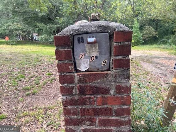 709 Ridge Avenue, Stone Mountain, GA 30083