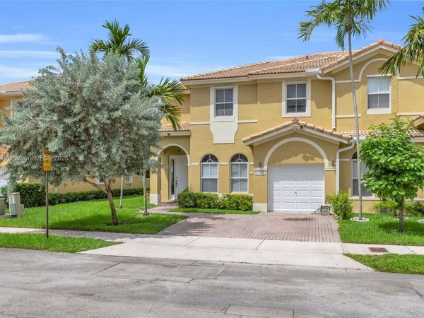 11742 SW 137th Pl, Miami, FL 33186