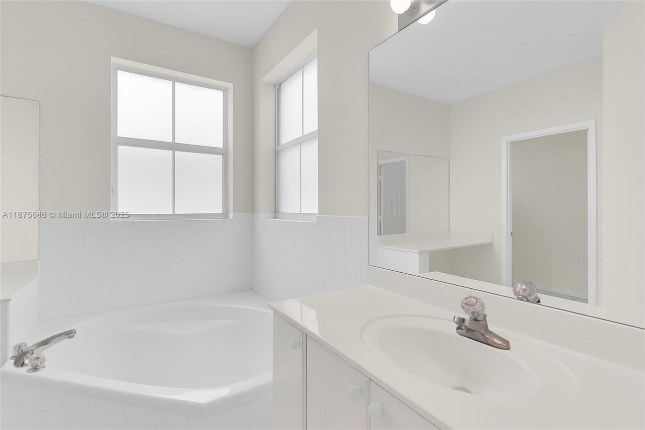 11742 SW 137th Pl, Miami, FL 33186 Photo