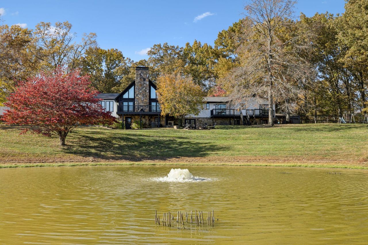 1985 Country Vw, Chapmansboro, TN 37035 Main Photo