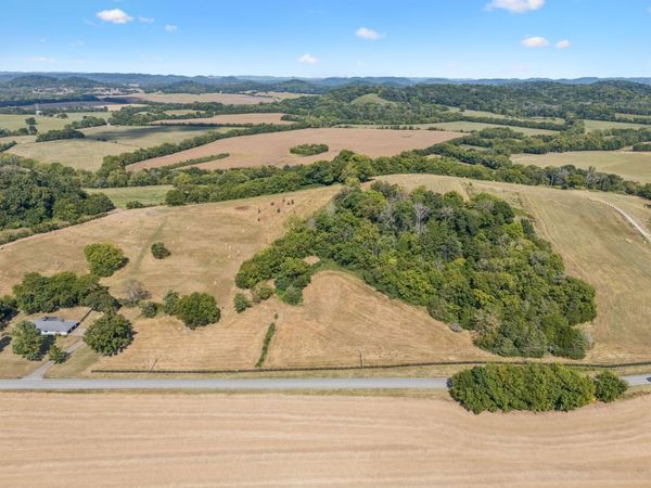 1924 Thompson Station Rd W, Unit 3, Thompsons Station, TN 37179