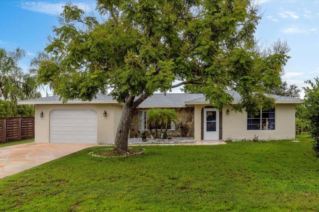 2179 SE Stargrass Street, Port Saint Lucie, FL 34984 Photo