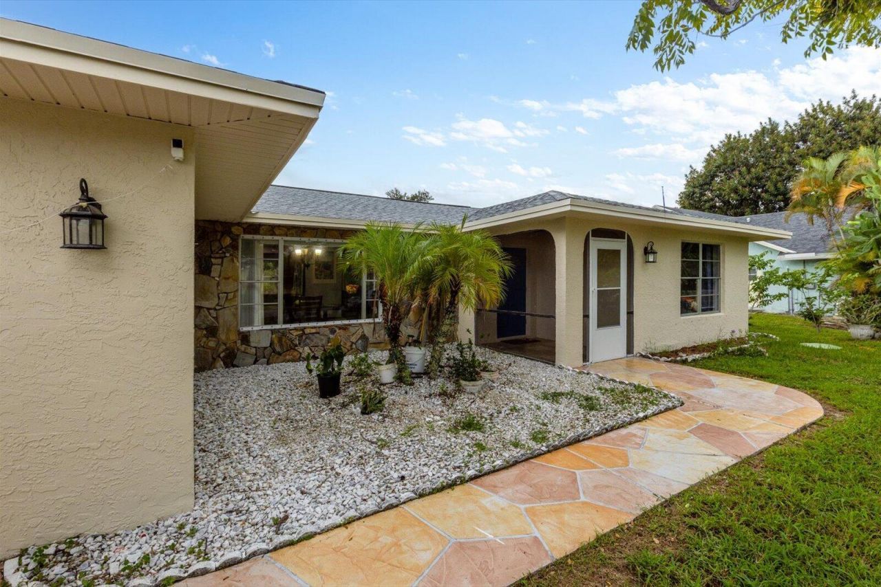 2179 SE Stargrass Street, Port Saint Lucie, FL 34984 Photo