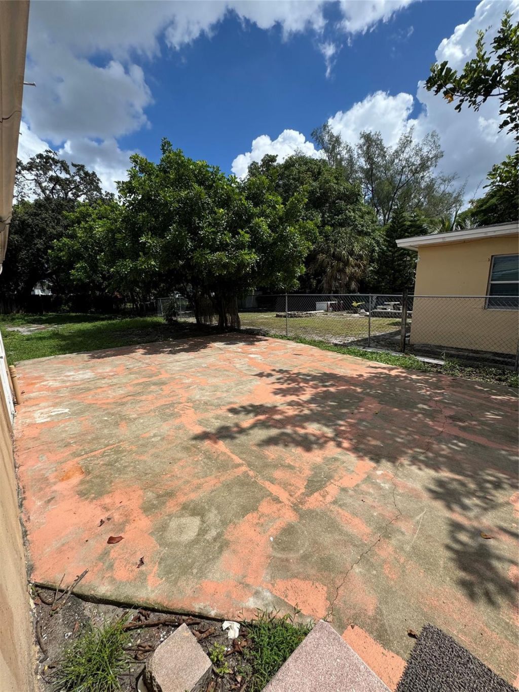 113 SE 4th Street, Hallandale Beach, FL 33009 Photo