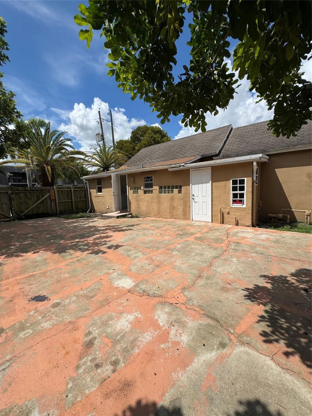 113 SE 4th Street, Hallandale Beach, FL 33009 Photo