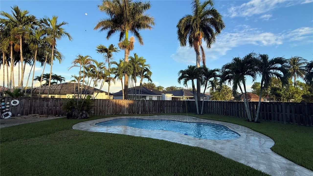 840 NW 134th Ave, Miami, FL 33182 Photo