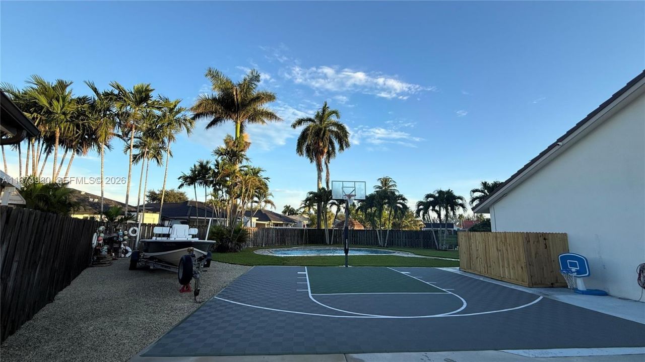 840 NW 134th Ave, Miami, FL 33182 Photo