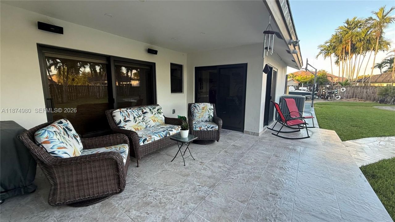 840 NW 134th Ave, Miami, FL 33182 Photo