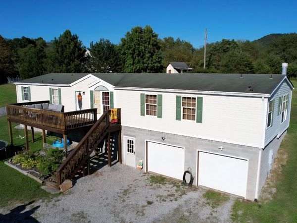 1414 Gilman Road, Elkins, WV 26241