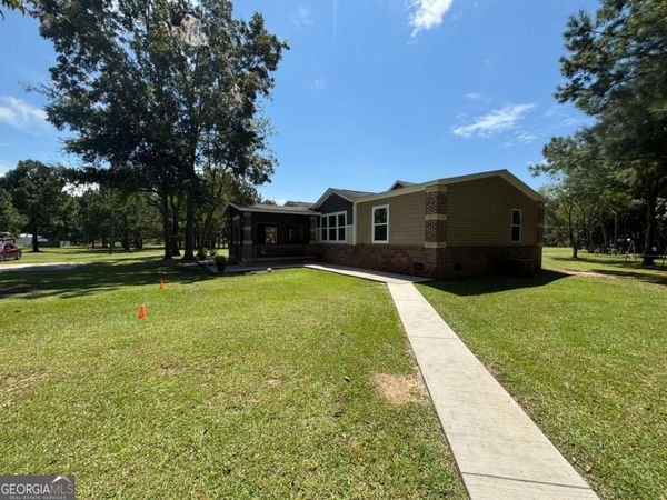694 Overstreet Road, Jesup, GA 31546
