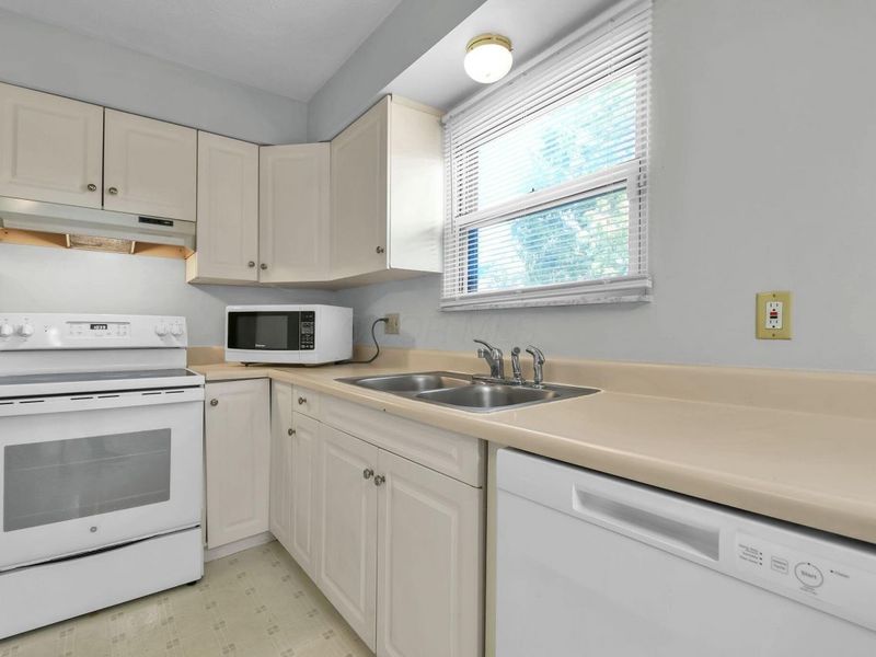 6930 Tanya Terrace, Reynoldsburg, OH 43068 Photo 10