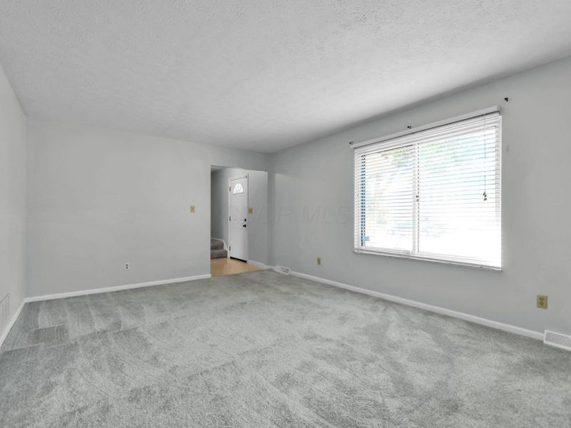 6930 Tanya Terrace, Reynoldsburg, OH 43068 Photo 4