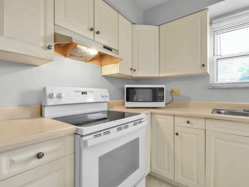 6930 Tanya Terrace, Reynoldsburg, OH 43068 Photo 8