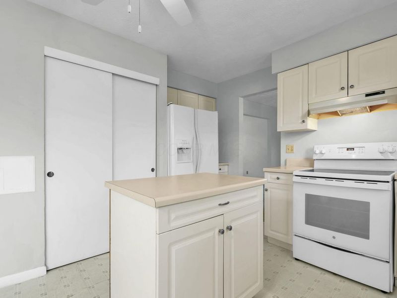 6930 Tanya Terrace, Reynoldsburg, OH 43068 Photo 9