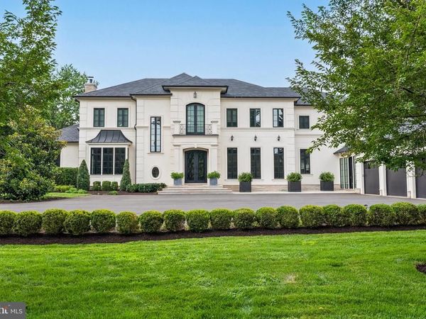 8913 HOLLY LEAF LANE, BETHESDA, MD 20817