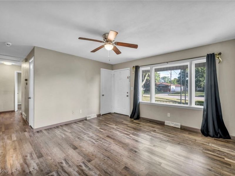 1931 Mark Drive, Lorain, OH 44052 Photo 10