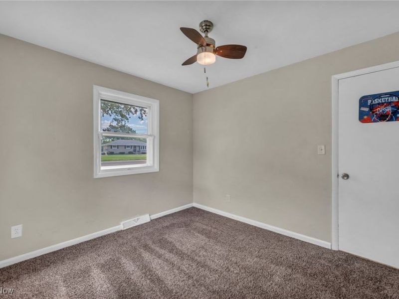 1931 Mark Drive, Lorain, OH 44052 Photo 18