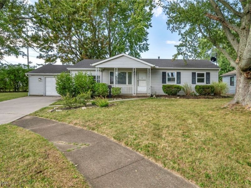 1931 Mark Drive, Lorain, OH 44052 Photo 2