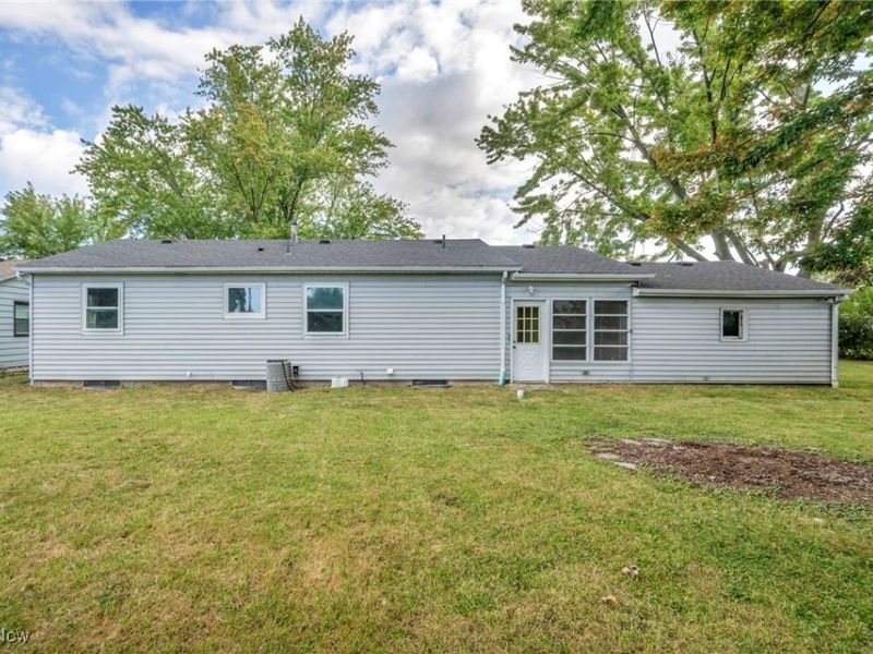 1931 Mark Drive, Lorain, OH 44052 Photo 6