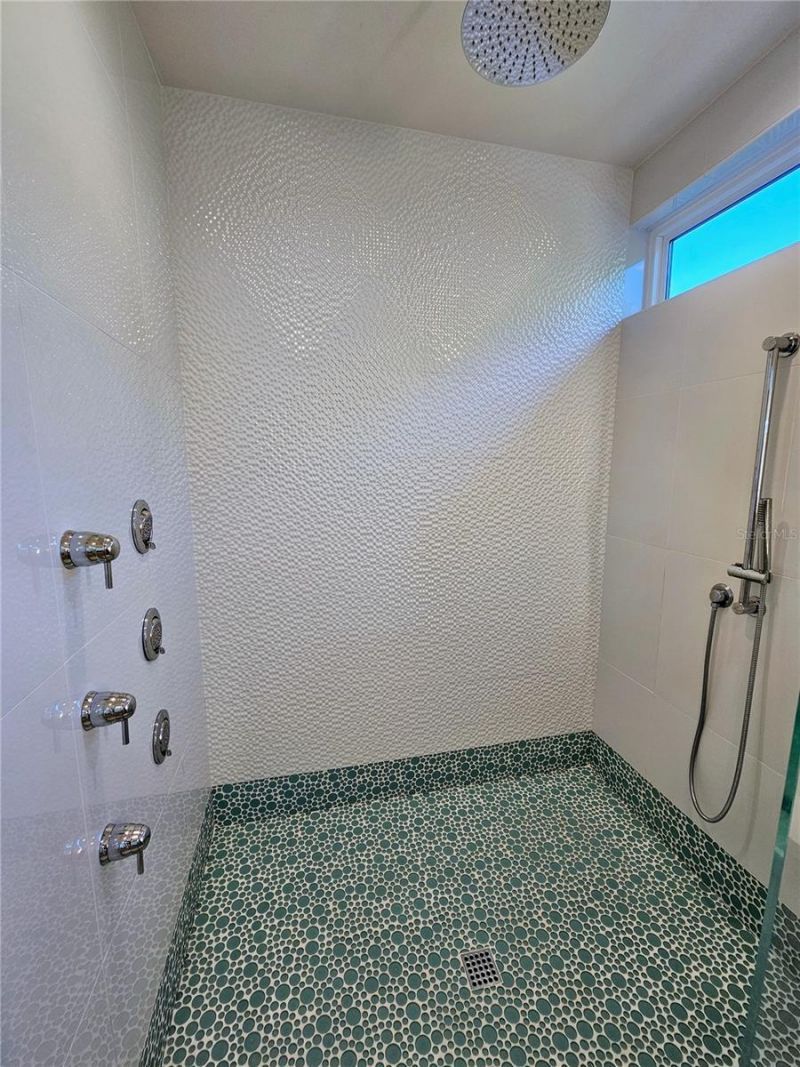 2408 Nassau Street, Sarasota, FL 34231 Photo