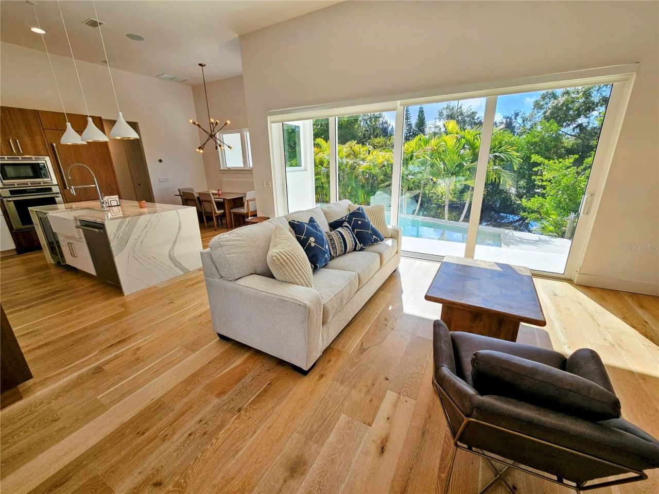 2408 Nassau Street, Sarasota, FL 34231 Photo