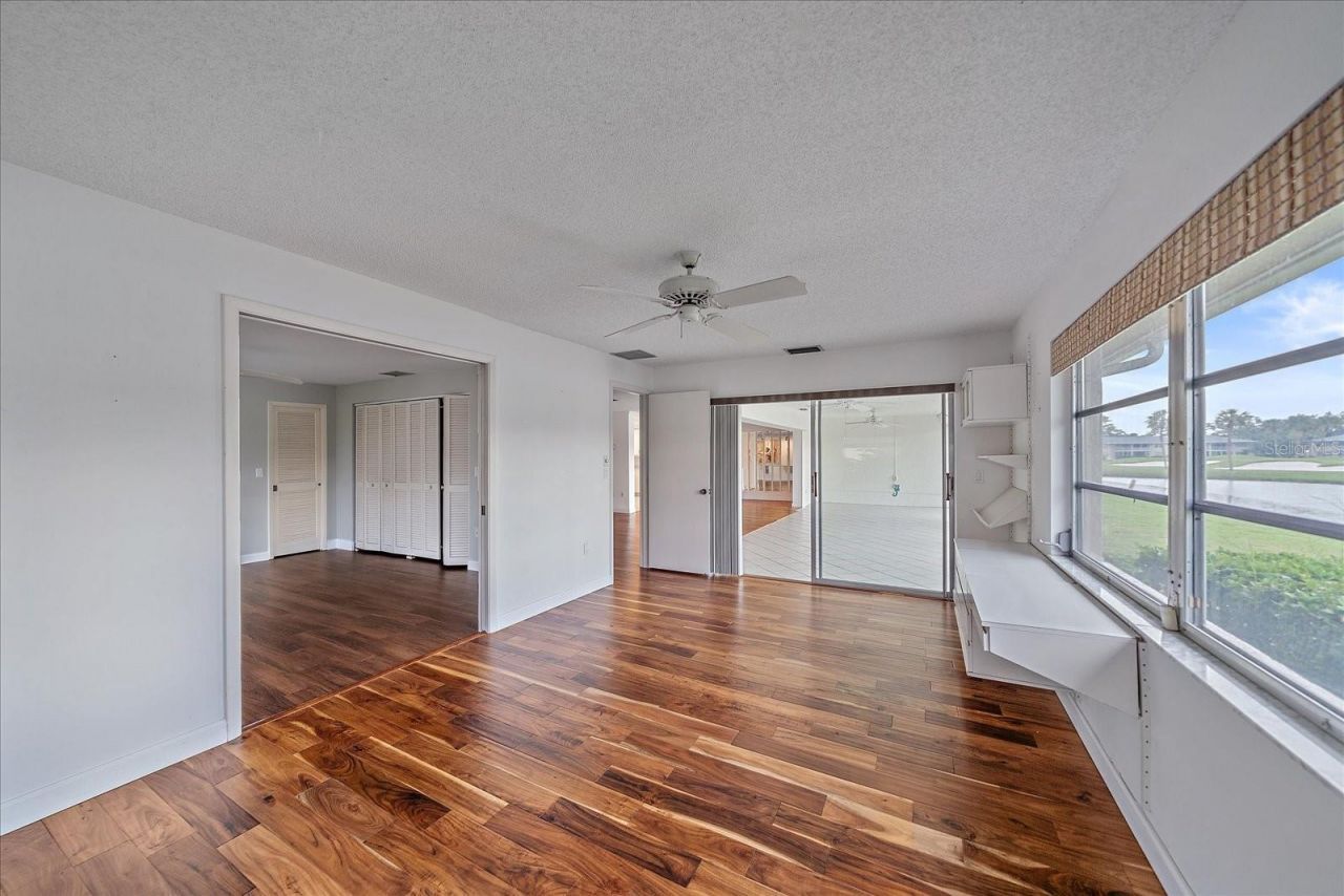 7077 W Country Club Drive N, Sarasota, FL 34243 Photo