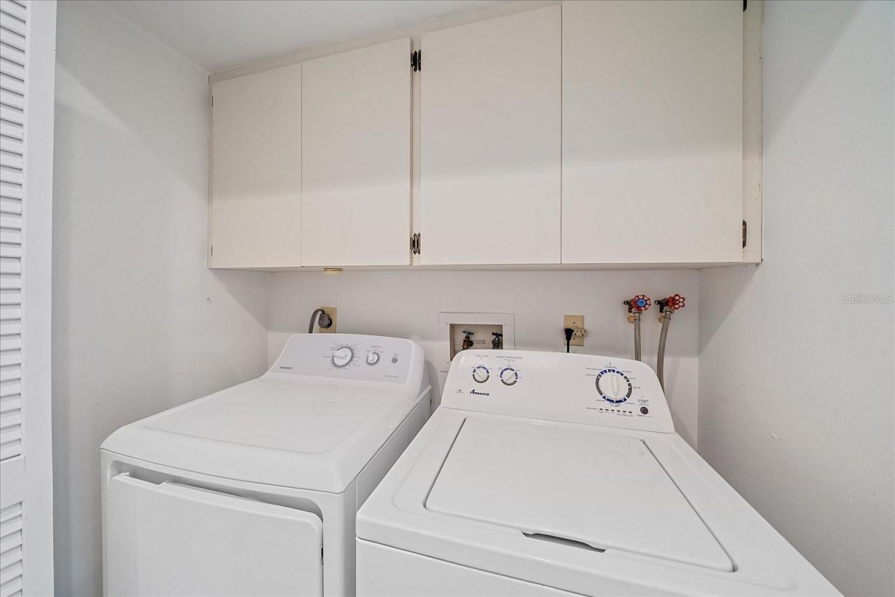 7077 W Country Club Drive N, Sarasota, FL 34243 Photo