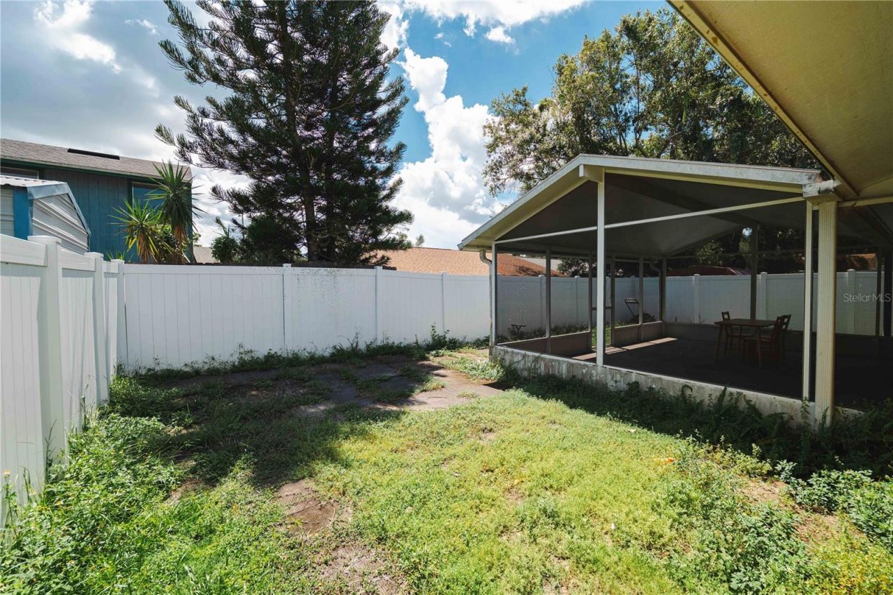 16009 Saddle Creek Drive, Tampa, FL 33618 Photo