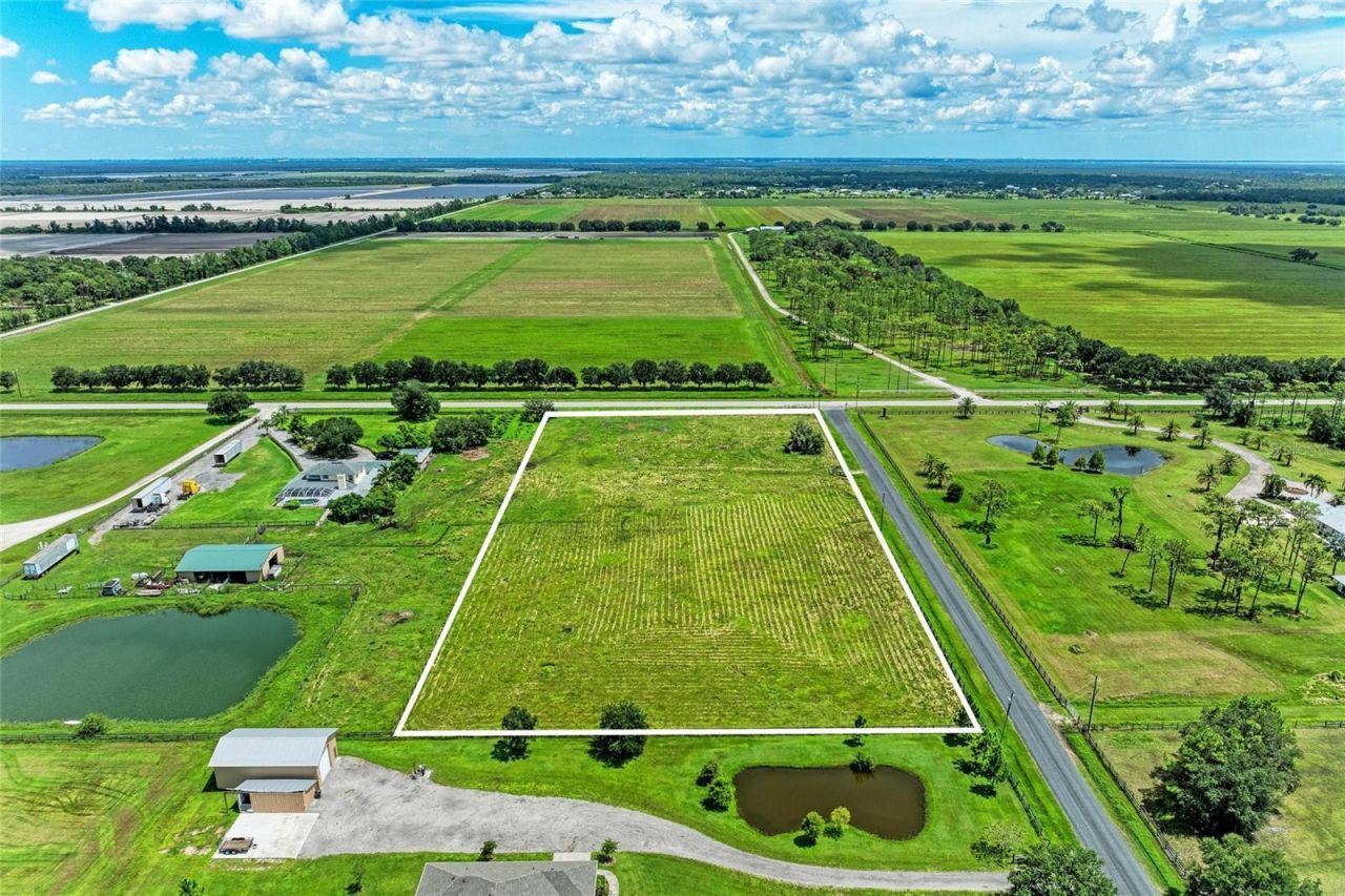 23221 63rd Avenue E, Bradenton, FL 34211 Photo