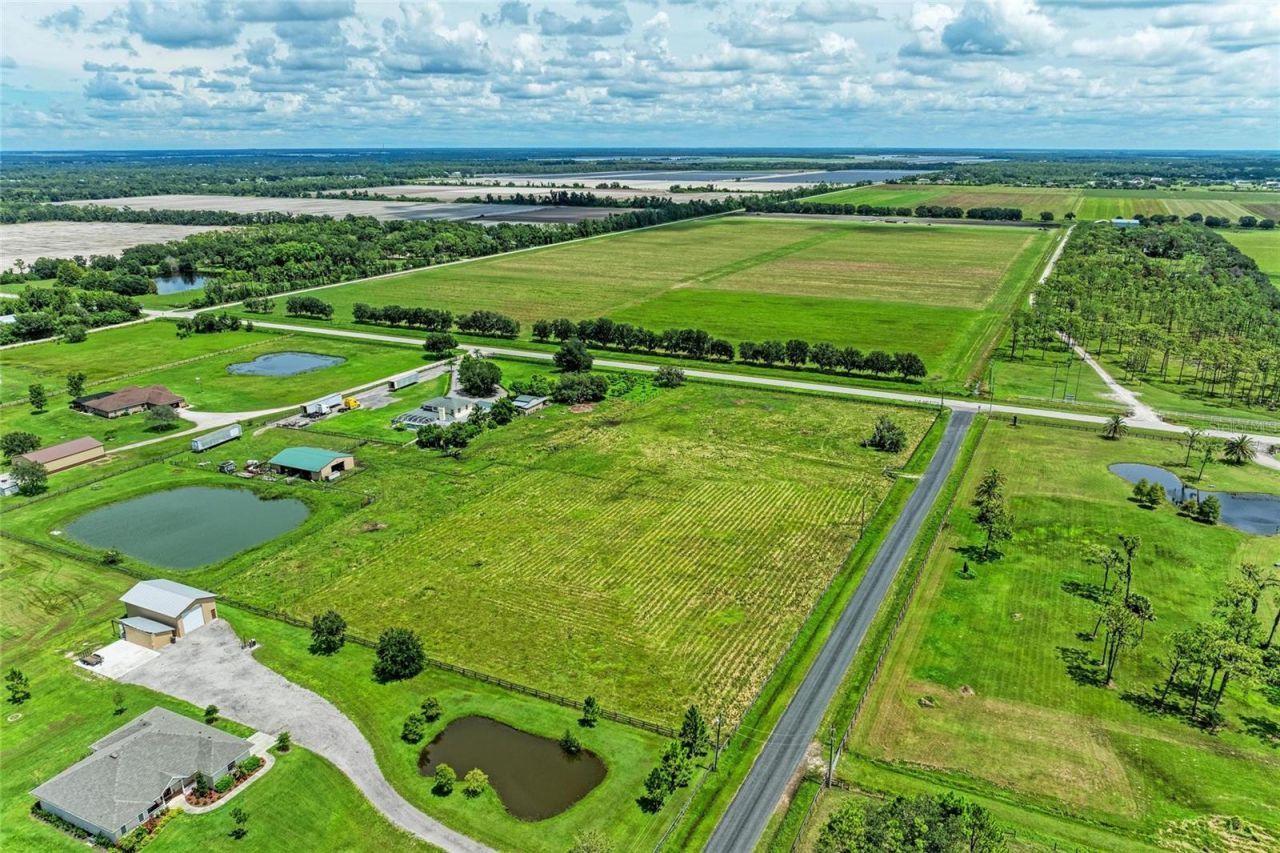 23221 63rd Avenue E, Bradenton, FL 34211 Photo