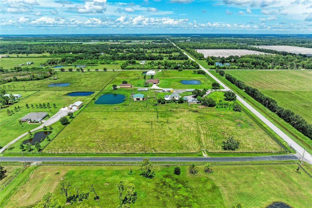 23221 63rd Avenue E, Bradenton, FL 34211 Photo