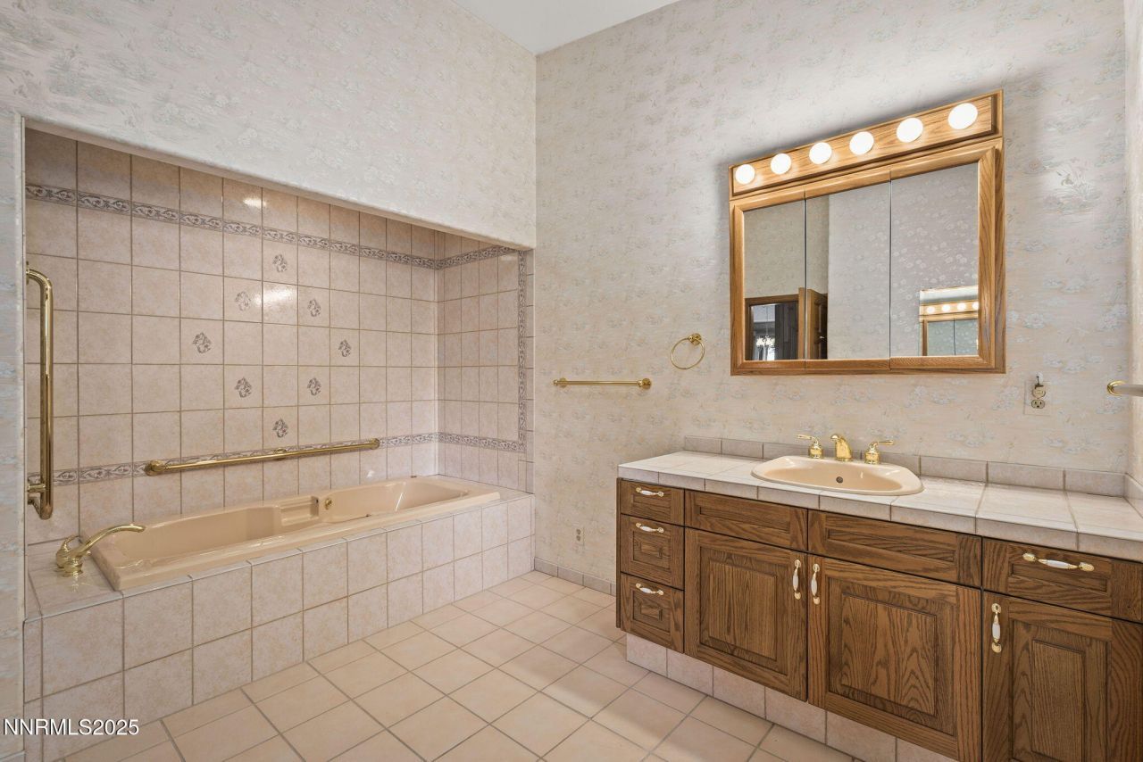 2100 Holcomb Ranch Lane, Reno, NV 89511 Photo