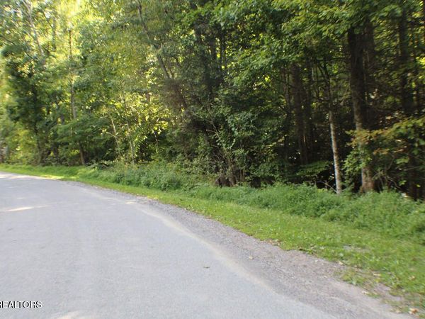 Deer Creek Xing , Mountain City, TN 37683