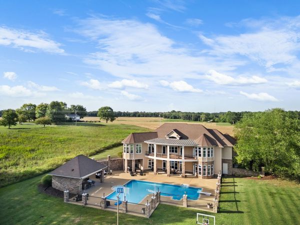 97 Crawfish Ln, Lawrenceburg, TN 38464