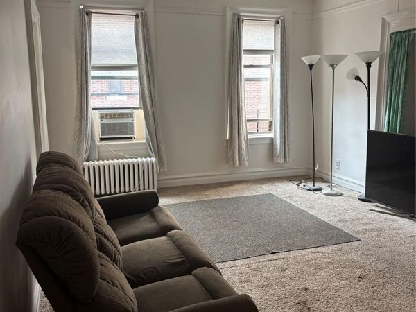 160-15 Powells Cove Boulevard, Unit D302, Beechhurst, NY 11357