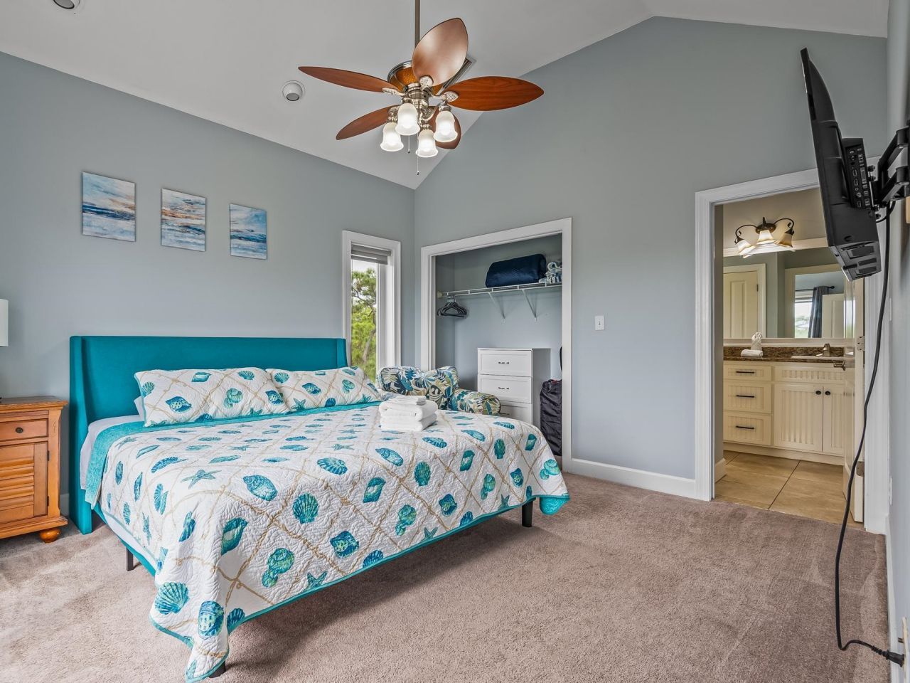 1604 Ivy Way, Saint George Island, FL 32328 Photo