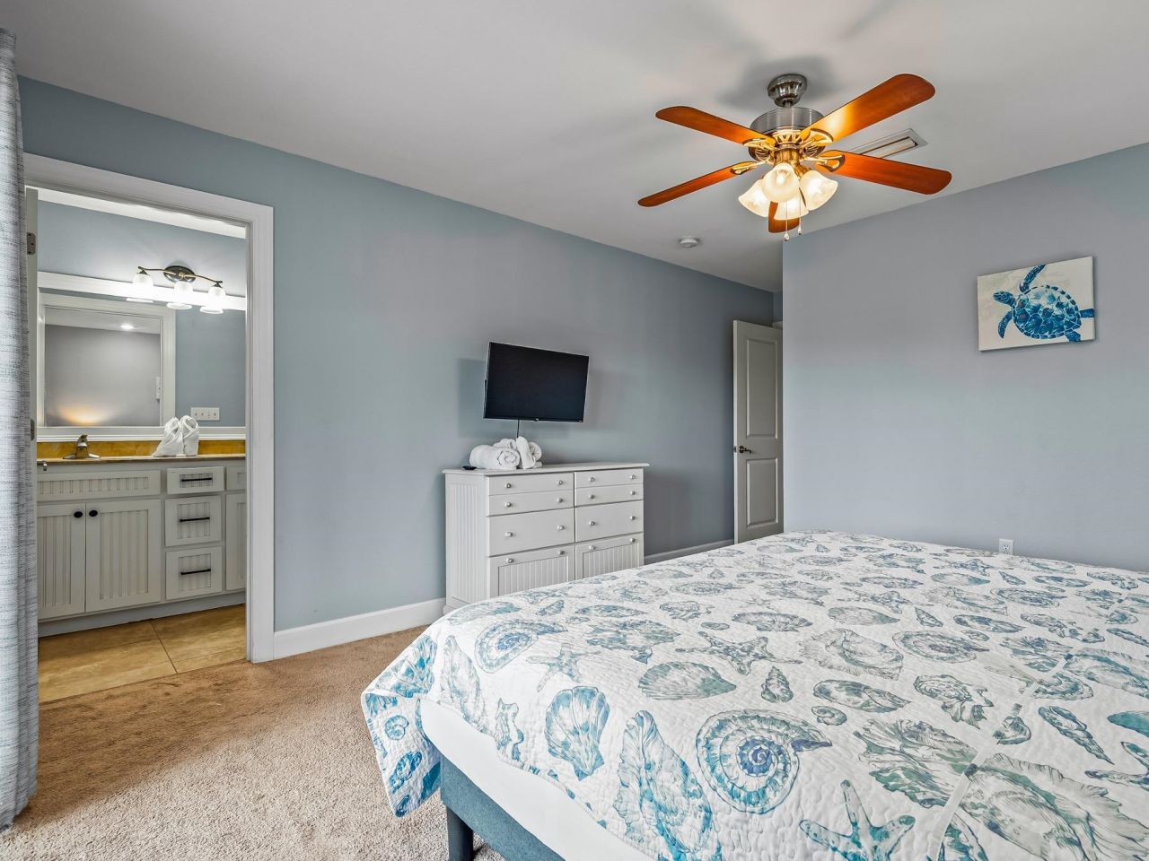 1604 Ivy Way, Saint George Island, FL 32328 Photo