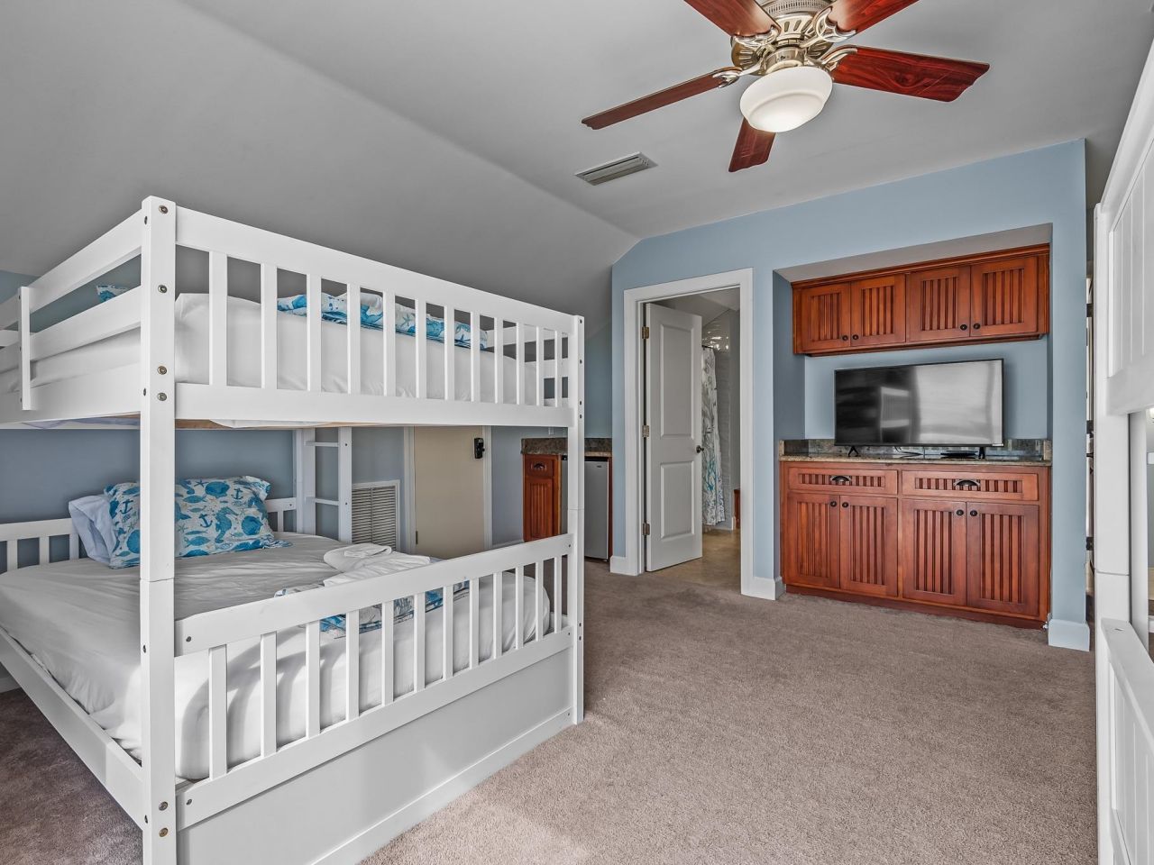 1604 Ivy Way, Saint George Island, FL 32328 Photo