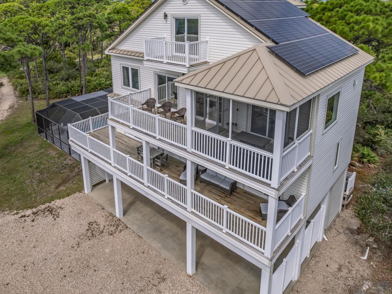 1604 Ivy Way, Saint George Island, FL 32328 Photo