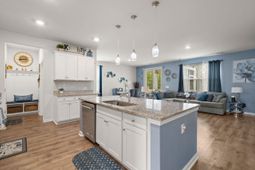 636 Chigwell Springs Lane photo 4